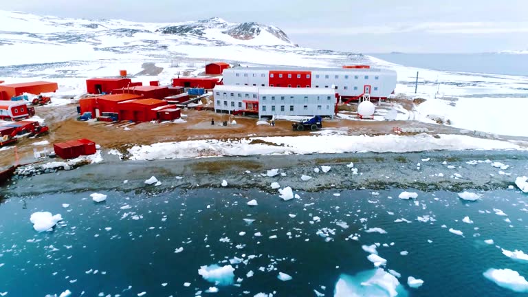 Icebergs